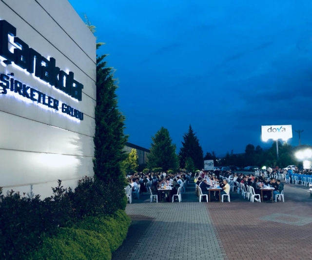 Çanakçı Ailesinin iftarında buluştular