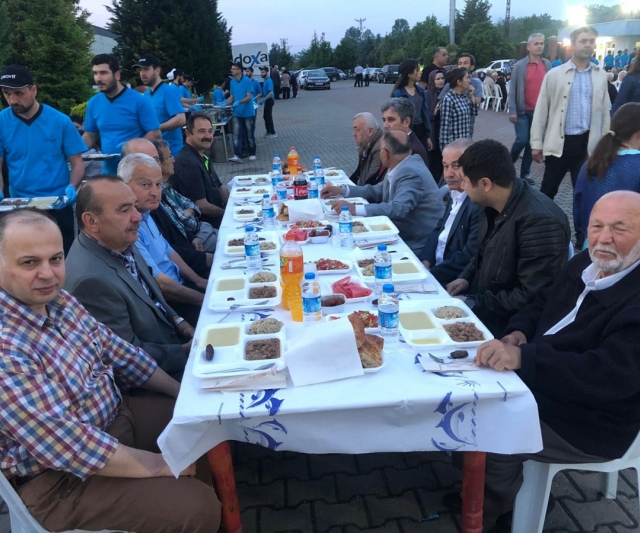 Çanakçı Ailesinin iftarında buluştular